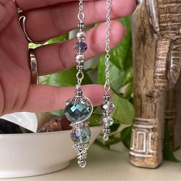 Handmade Faceted Crystal Dowsing Pendulum, Metaphysical, Chakra Energy Healing - Picture 1 of 9